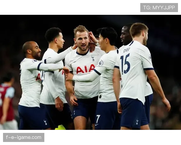 欧洲杯集训进行时:各队备战细节曝光,球员状态成焦点 欧洲杯集训进行时:各队备战细节曝光,球员状态成焦点