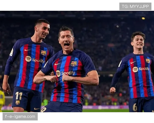 西甲战术新风向：传控与快速反击融合重塑联赛格局