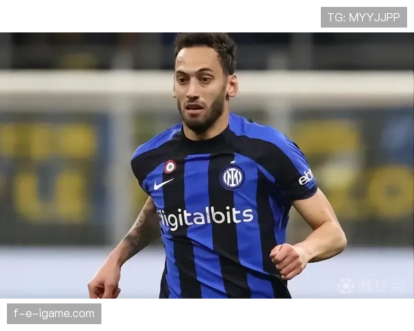 恰尔汗奥卢中场核心地位日益稳固，执教前景引发广泛关注